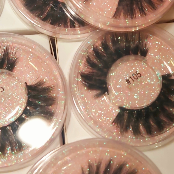 Mink lashes - Picture 9 of 10